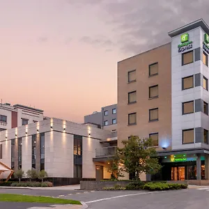 Hotel Holiday Express Dublin-airport, An Ihg